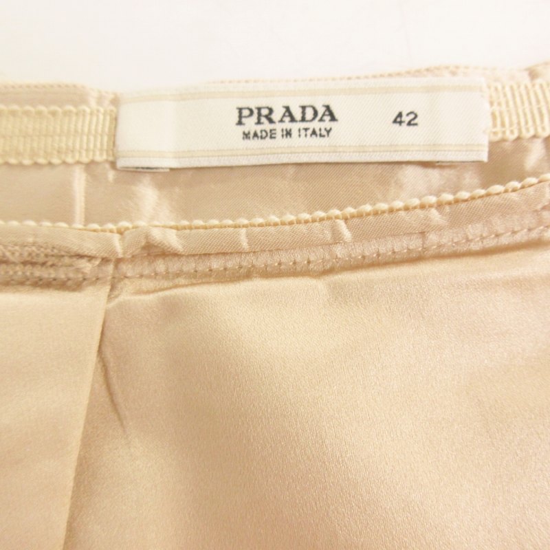 プラダ PRADA 大きいサイズ フレアスカート シルク100% プリーツ プラダ PRADA 大きいサイズ フレアスカート シルク100% プリーツ