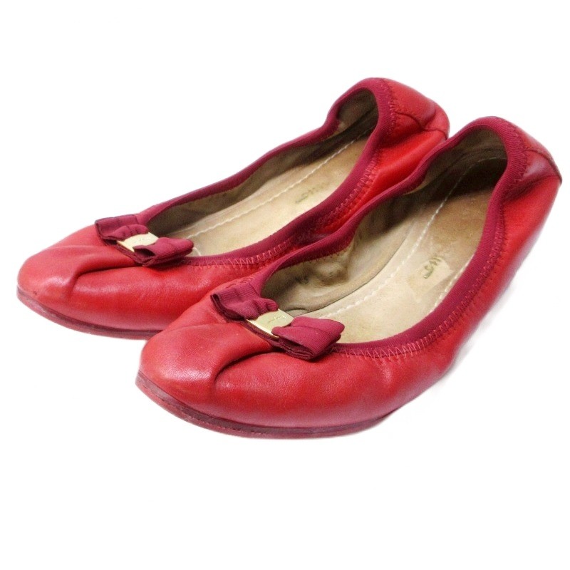 サルヴァトーレフェラガモ　ヴァラリボン　パテントレザーフラットシューズ サルヴァトーレフェラガモ Salvatore Ferragamo フラットシューズ