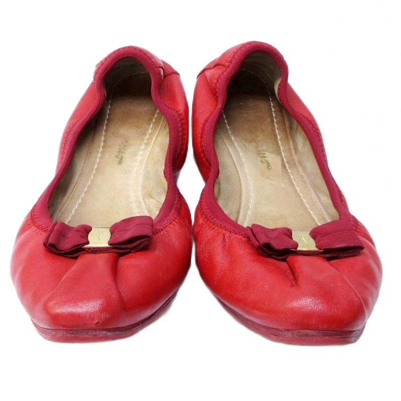 サルヴァトーレフェラガモ Salvatore Ferragamo フラットシューズ