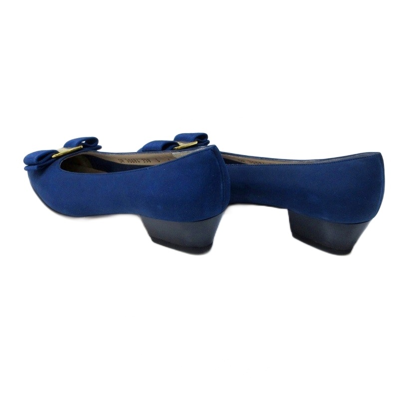 サルヴァトーレフェラガモ Salvatore Ferragamo ヴァラ リボン  