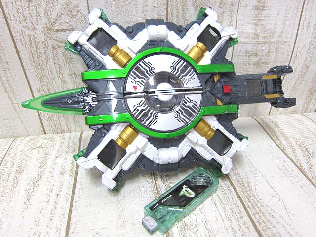 仮面ライダーW ダブル 超多色発光剣 DX プリズムビッカー 現状品 0929NM-5757s 025-901609260019