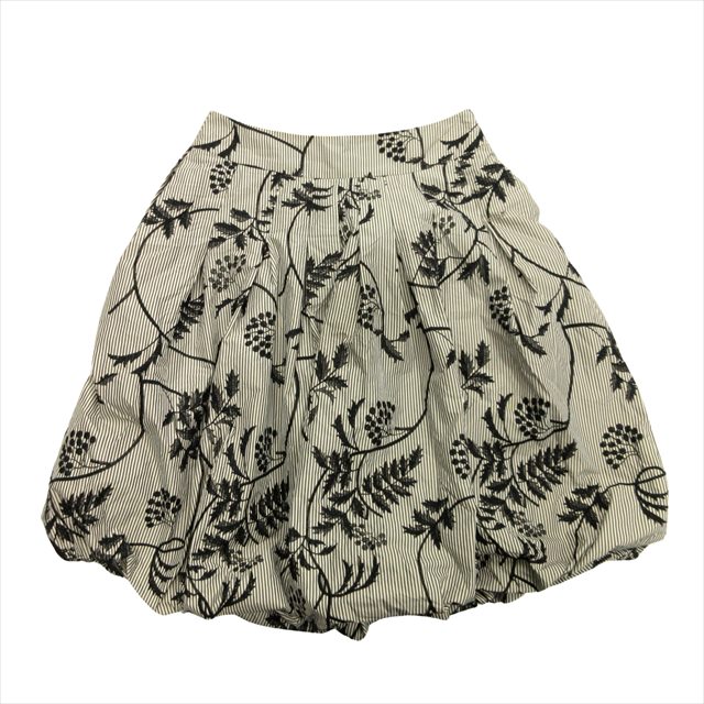 美品 トゥービーシック TO BE CHIC ボタニカル 刺繍 バルーン スカート  