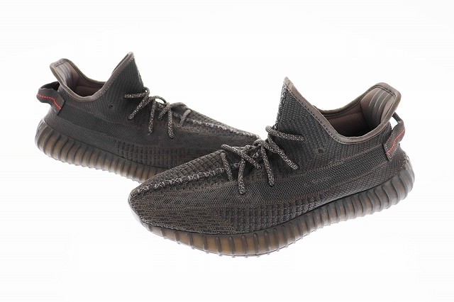 yeezy 350 black non reflective