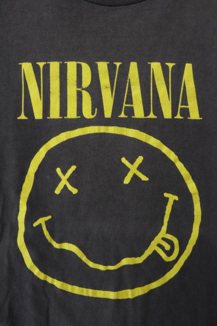 ヴィンテージ Vintage 90 S Nirvana ニルヴァーナ Smily Face Ls Tee スマイリー フェイス ロンt 長袖 Giant Body L 黒 ブラック ブランド古着ベクトル 中古 2516 106 メンズ 034 ベクトルパーク