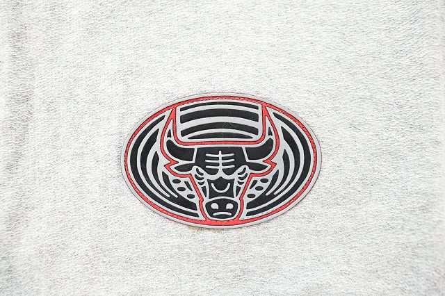 アディダス Adidas Vintage ヴィンテージ 90s Chicago Bulls シカゴブルズ ロゴ 半袖 Tシャツ 表パイル地 L 灰 グレー ブランド古着ベクトル 中古 2622 107 メンズ 034 ベクトルパーク