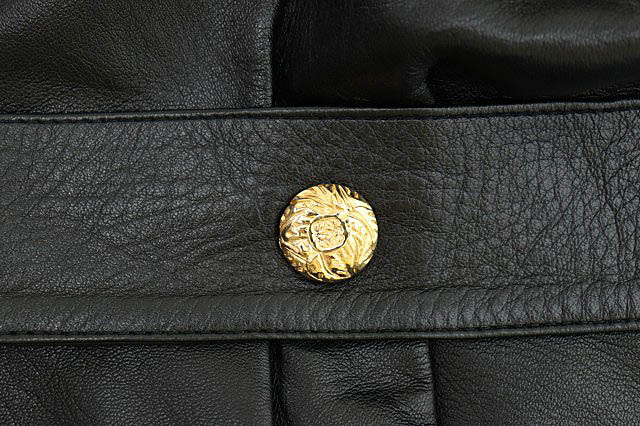 ロエベ LOEWE VINTAGE ヴィンテージ アナグラム 金ボタン レザー 