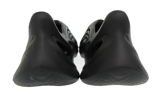 アディダス adidas YEEZY FOAM RUNNER Onyx イージー フォーム 
