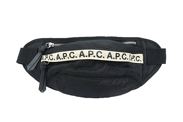 新品未使用 A.P.C. ボディーバッグ BANANE REPEAT カーキ 新品未使用 A.P.C. ボディーバッグ BANANE REPEAT カーキ