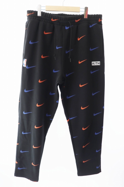 ナイキ NIKE × KITH キス New York Knicks AOP Fleece Pant Black  
