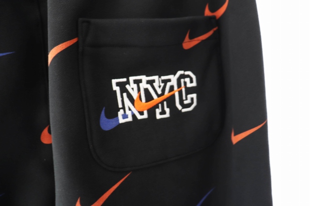 ナイキ NIKE × KITH キス New York Knicks AOP Fleece Pant Black 