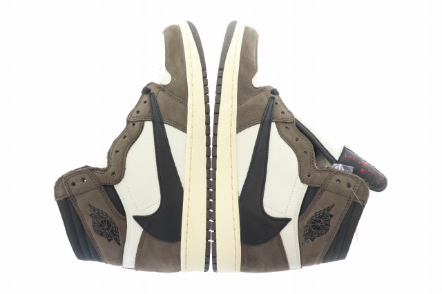 ナイキ NIKE × TRAVIS SCOTT トラヴィス スコット AIR JORDAN 1 RETRO 