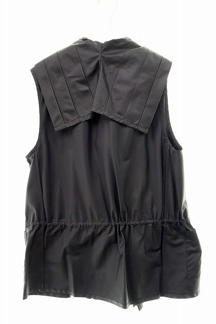 トリココムデギャルソンフリルベスト