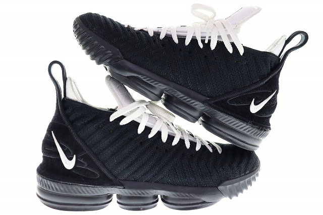 LeBron 16 ブラック/ホワイト