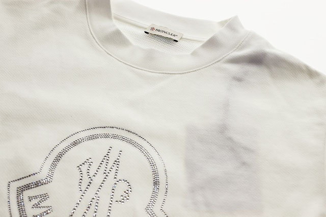 モンクレール MONCLER 23AW LOGO EMBELLISHED SWEATSHIRT XS I20938G00053 ロゴエンブロイダリー クルーネック スウェットシャツ トレーナ モンクレール MONCLER 23AW LOGO EMBELLISHED SWEATSHIRT XS