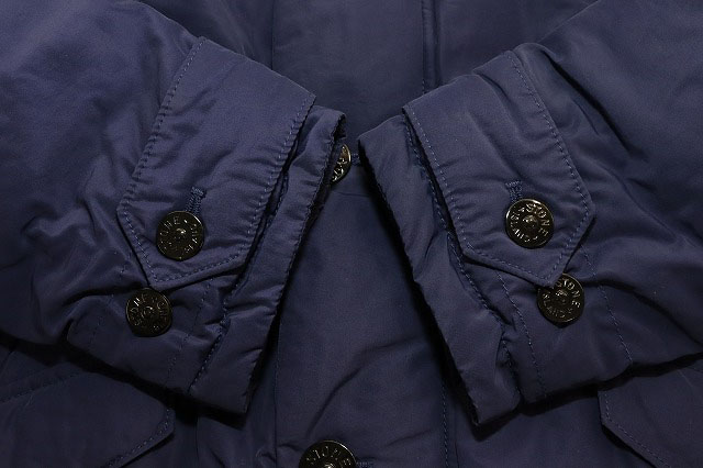 ストーンアイランド STONE ISLAND MICRO REPS DOWN N-3B NAVY M