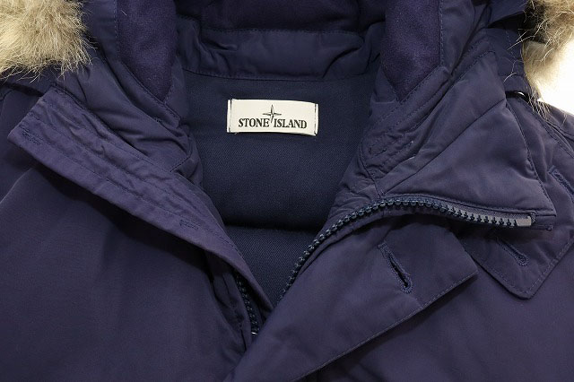 ストーンアイランド STONE ISLAND MICRO REPS DOWN N-3B NAVY M