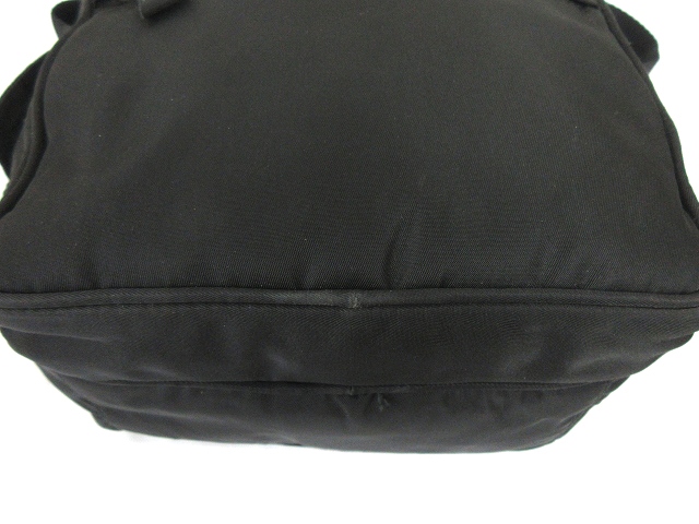 プラダスポーツ PRADA SPORT ナイロン 斜め掛け ショルダー バッグ 鞄
