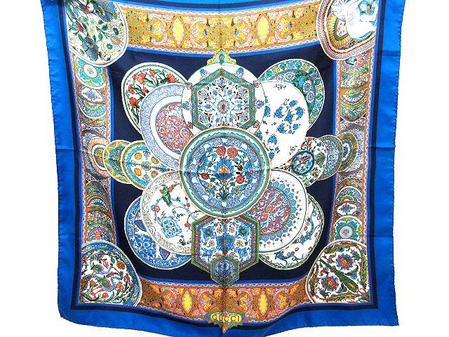 グッチ GUCCI 大判 シルク スカーフ 総柄 青 ブルー 正方形 スクエア