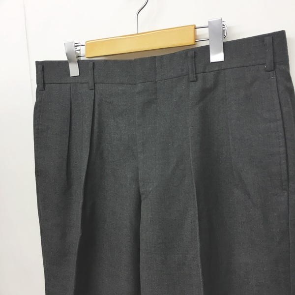 新品・タグ付□BURBERRY London England スラックス