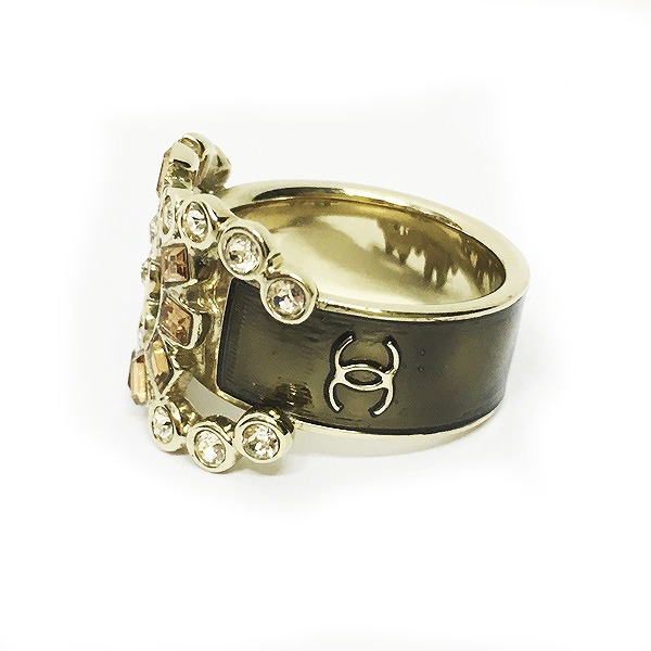 CHANEL シャネル リング B17S シャネル】の“ココ クラッシュ”が人気沸騰中！みんなの手元オシャレ