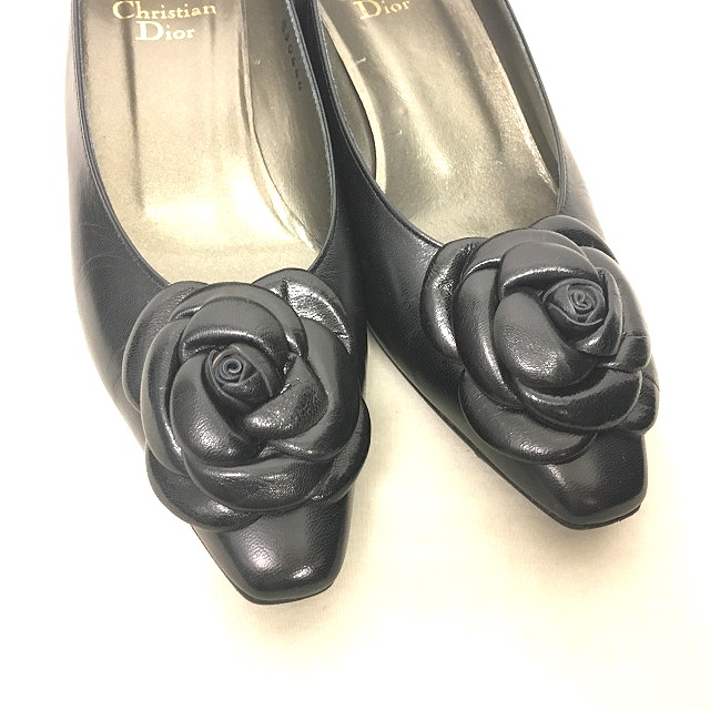 Christian Dior フラワープリント パンプス