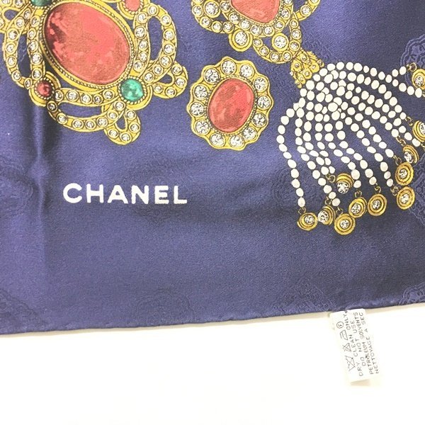 シャネル CHANEL 大判スカーフ シルク アクセサリー柄 宝石 総柄 紺 ネイビー 系 ☆AA★ 1003 レディース