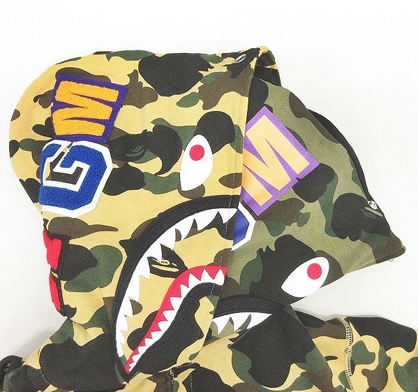 アベイシングエイプ A BATHING APE 新品同様 1st CAMO SHARK FULL ZIP 