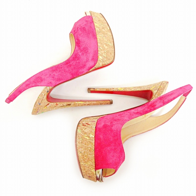 美品　ルブタン　ピンク　スウェード　ハイヒール ルブタンピンクスウェードハイヒール