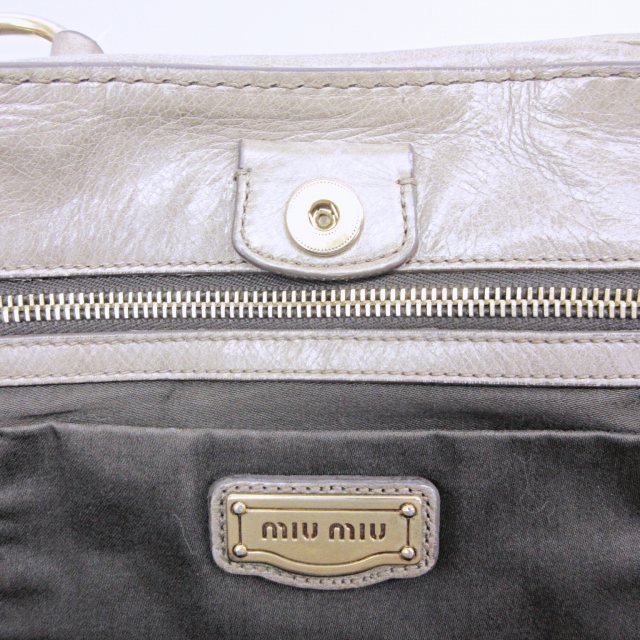 ミュウミュウ miumiu ハンドバッグ ショルダーバッグ 2WAY レザー 
