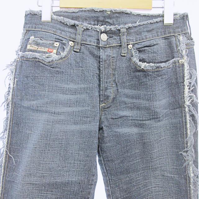 SALE／70%OFF】 DIESEL 夏に最高 裾カットオフ フリンジ ホワイト 