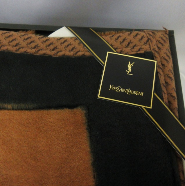 イヴサンローラン YVES SAINT LAURENT 美品 ニューマイヤー毛布 布団  