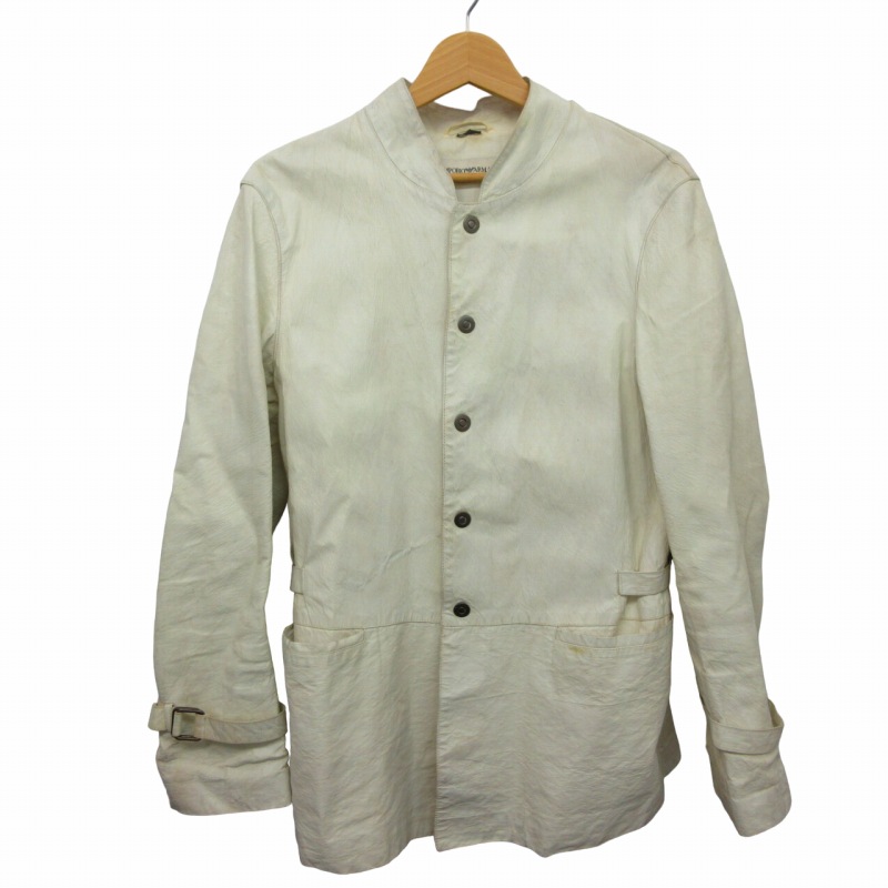 EMPORIO ARMANI ホワイトレザージャケット 薄手で軽く着心地最高