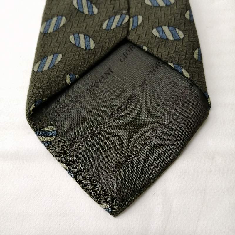 美品 ジョルジオアルマーニ ネクタイ シルク 格子模様 無地系 緑 GIORGIO ARMANI ジョルジオアルマーニ ネクタイ 高級ブランド