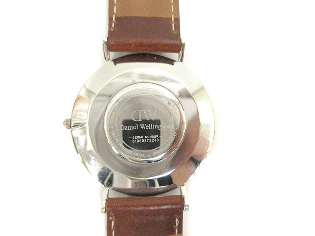 ダニエルウェリントン Daniel Wellington Classic クラシック 40mm 腕時計 クオーツ 2針 ウォッチ アナログ シルバー ブラウン レザーベルト メンズ レディース 051 1101 ベクトルパーク ダニエルウェリントン Daniel Wellington Classic クラシック 40mm 腕時計 クオーツ 2針 ウォッチ アナログ シルバー ブラウン レザーベルト メンズ レディース 051 1101 ベクトルパーク