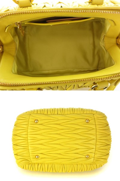 miu miu マテラッセイエロー ハンドバッグショルダー2way ミュウミュウ miumiu マテラッセ 2way ハンド バッグ ショルダー