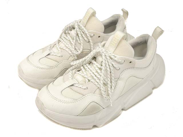 UGG 厚底 レザー ホワイト スニーカー 箱あり 新品交換用紐付属 UGG 厚底 ホワイト スニーカー 箱あり 新品交換用紐付属 UGG