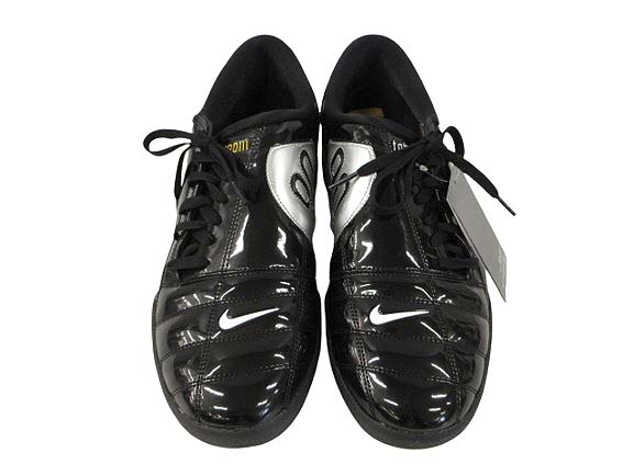 Nike Total90 フットサルシューズ ブラック Nike フットサルシューズ ブラック total90 - メルカリ