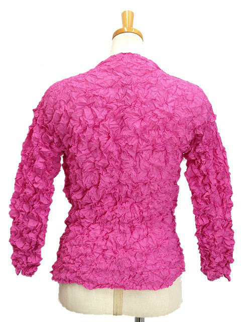 ミーイッセイミヤケ ピンク カーディガン 中古】ミー イッセイミヤケ  