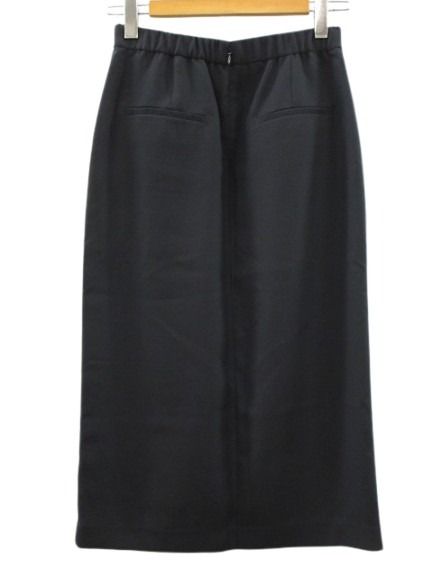 未使用品 アイシービー iCB Fluid back satin ナロースカート 4