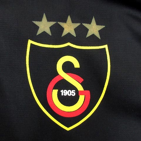 GALATASARAY ガラタサライ adidas ナイロンジャケット adidas ナイロンジャケット ビヨンド ザ ストライプス ルーズ