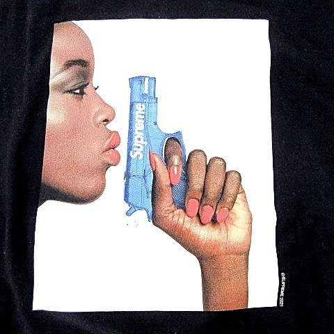 【送料込】Supreme Water Pistol 水鉄砲　レッド　ブルー Supreme 11SS Water Pistol 水鉄砲 - メルカリ