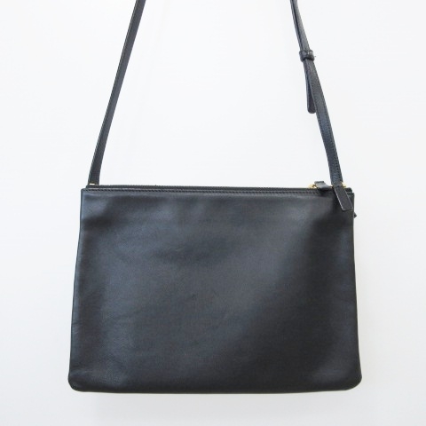 美品】CELINE セリーヌ トリオ ラージ ショルダーバッグ 美品】CELINE セリーヌ トリオ ラージ ショルダーバッグ