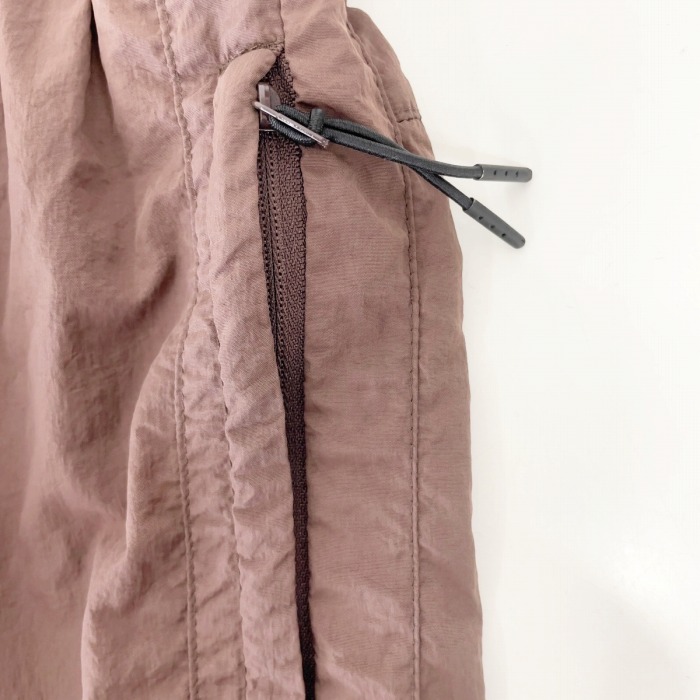 キスニューヨークシティ KITH NYC 美品 ナイロン ショートパンツ
