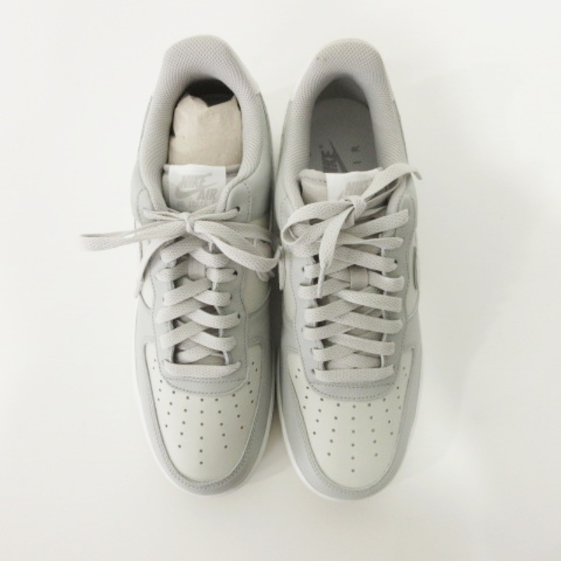 未使用品 ナイキ NIKE エアフォース1 '07 LV8 