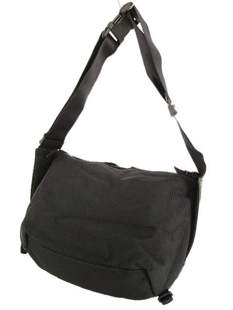 PORTER ポーター ズーム メッセンジャーバッグ レザー ショルダーZOOM ZOOM(ズーム) MESSENGER BAG(L) | 吉田カバンホームページ | YOSHIDA & Co.