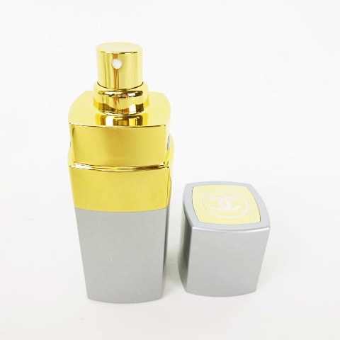 シャネル CHANEL No19 EAU DE TOILETTE EDT VAPORISATEUR RECHARGEABLE 