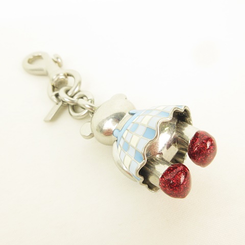 新品タグ付　希少　コーチ　オズの魔法使い　チャーム　シグネチャー　キーリング 新品タグ付希少コーチオズの魔法使いチャームシグネチャーキーリング