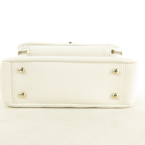 CHANEL シャネル ビジネスアフィニティ フラップバッグ ホワイト