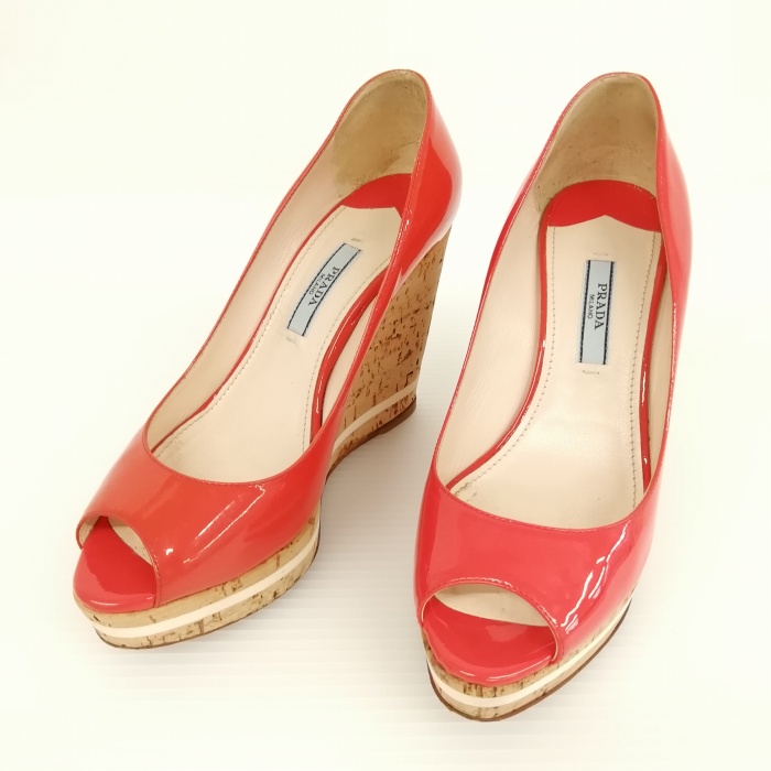 PRADA ウエッジソールパンプス （PRADA エナメル ウエッジソール  