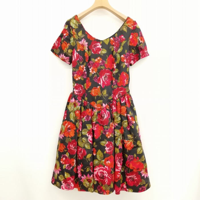 未使用品 ローラアシュレイ LAURA ASHLEY フラワー 花柄 ワンピース 
